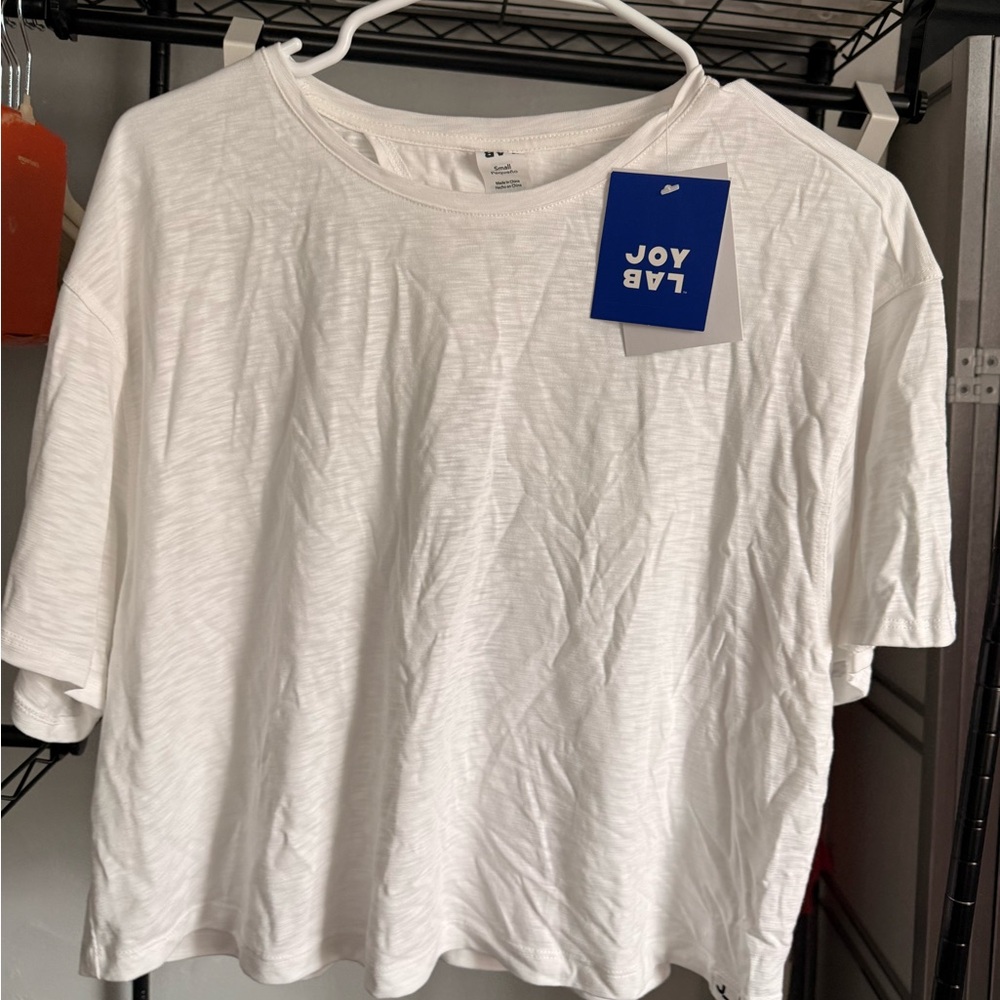 Joylab open back White Tshirt